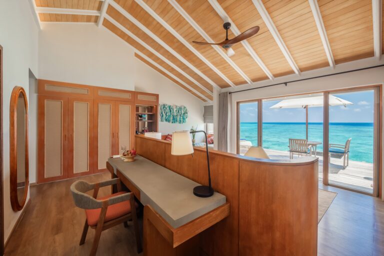 Maldives Reethi Resort - overwater villa 1 bedroom