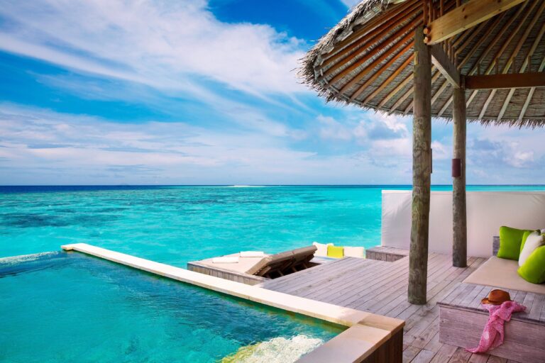 Six Senses Laamu - ocean water villa with pool